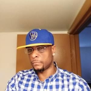 Meet your Posher, Ronnie